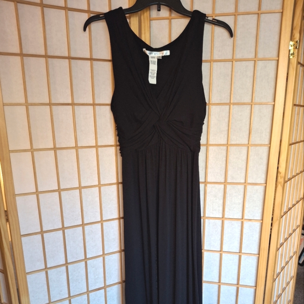 Max Studio Black Sleeveless Maxi Dress